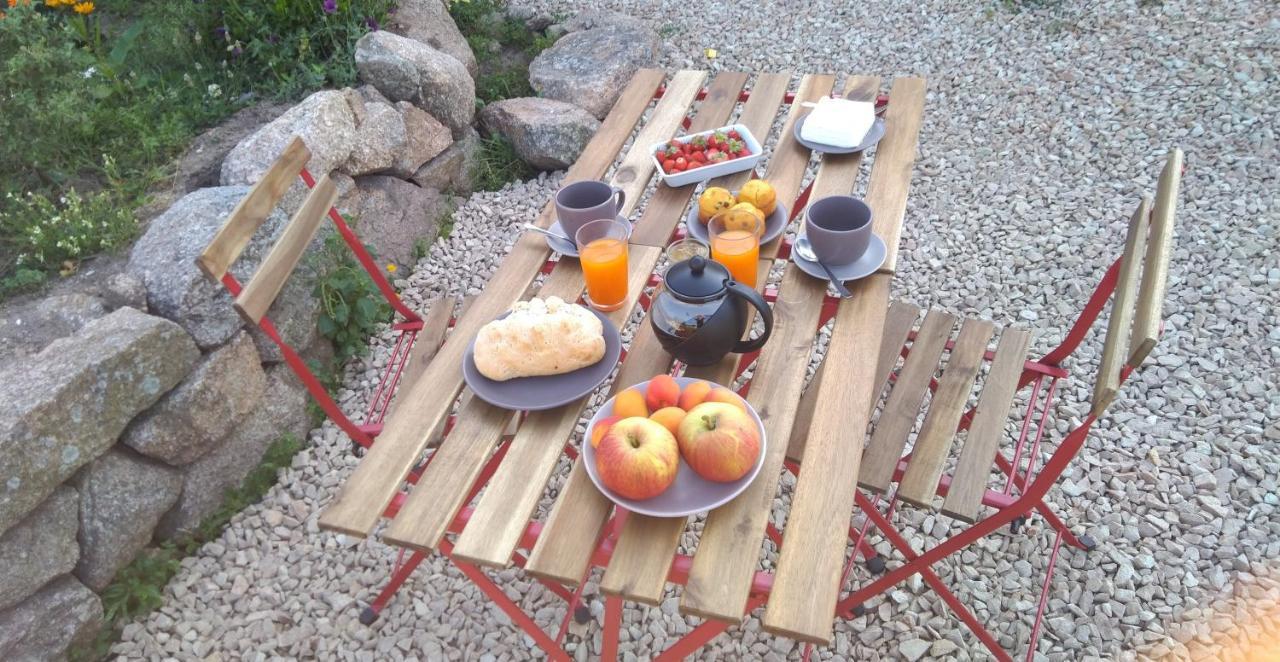 La Cera Farm Camping B&B Santa Teresa Gallura Exterior photo